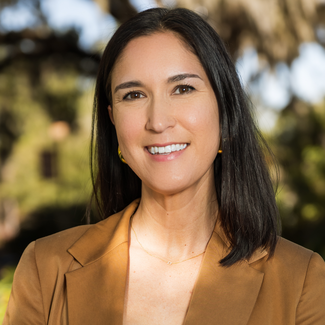 Alanna Kibiloski headshot 